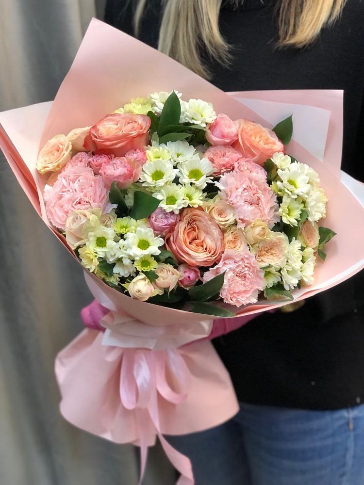 Букет цветов из: Гвоздики, Розы и Хризантемы в городе Шелехов