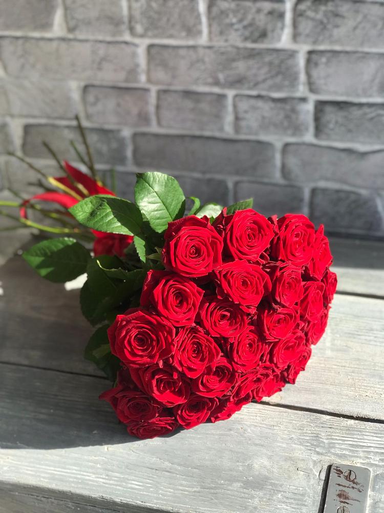 Букет Красные розы Фридом в городе Шелехов