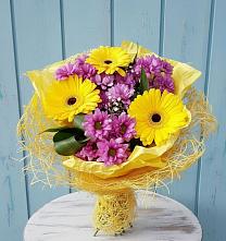 Букет цветов из:  Хризантемы и Герберы в городе Шелехов