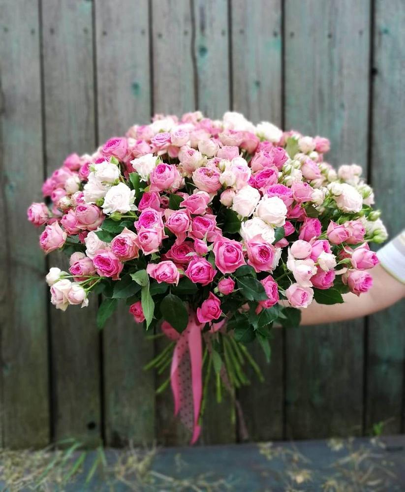 Букет Розовые кустовые розы Натали и Лав Лидия в городе Шелехов