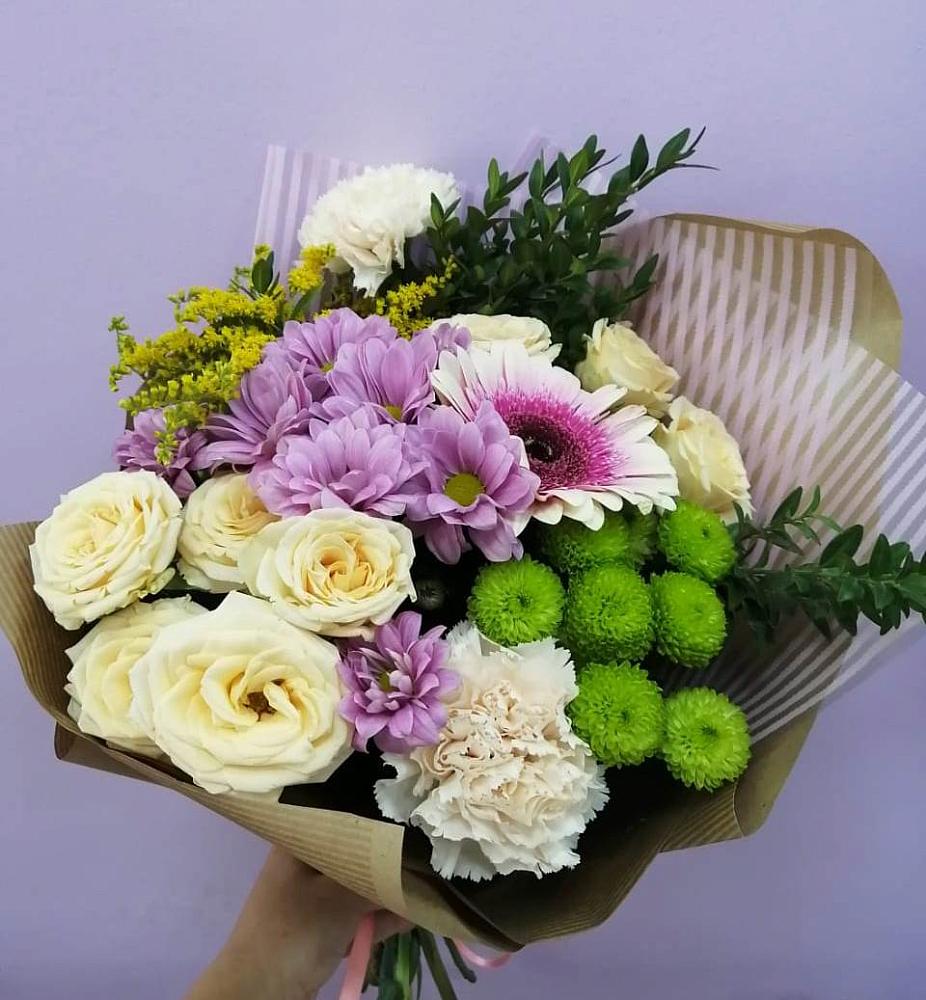 Букет цветов из: Хризантемы, Розы, Гвоздики и Герберы в городе Шелехов